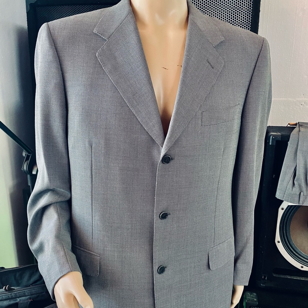 Men’s Canali Italian Wool Suit - Picture 2 of 9